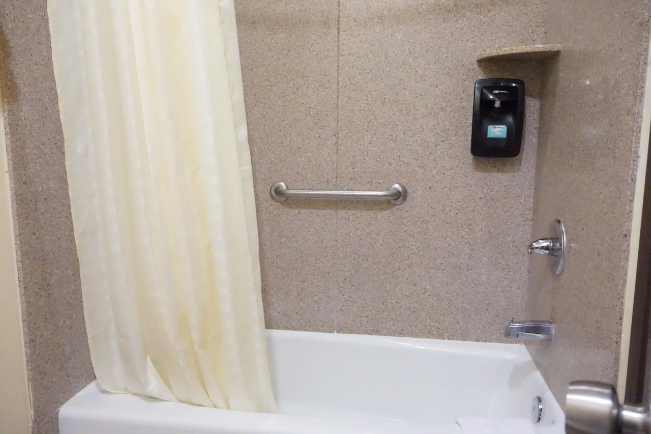 Tuscan Garden Inn Los Angeles Ngoại thất bức ảnh