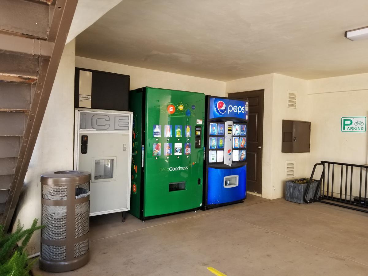 Tuscan Garden Inn Los Angeles Ngoại thất bức ảnh