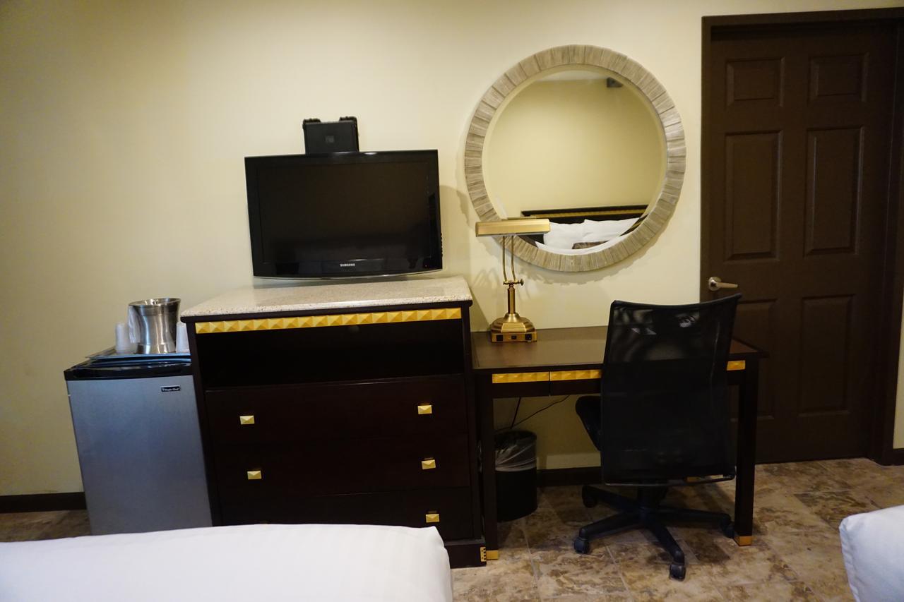 Tuscan Garden Inn Los Angeles Ngoại thất bức ảnh