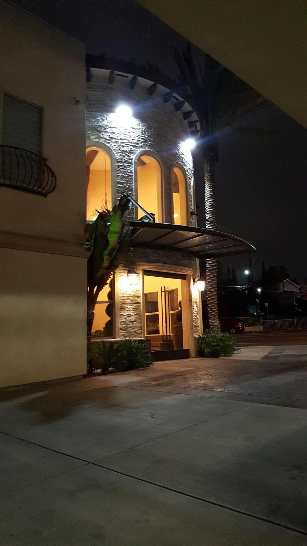 Tuscan Garden Inn Los Angeles Ngoại thất bức ảnh