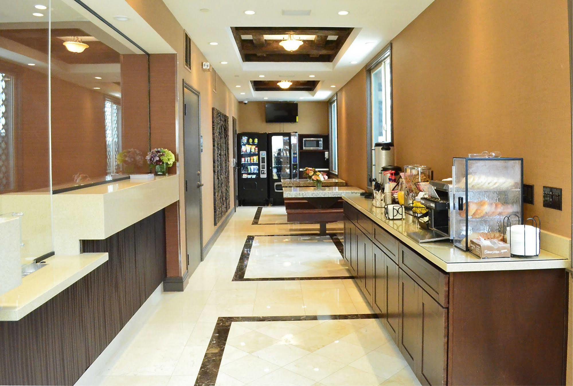 Tuscan Garden Inn Los Angeles Ngoại thất bức ảnh