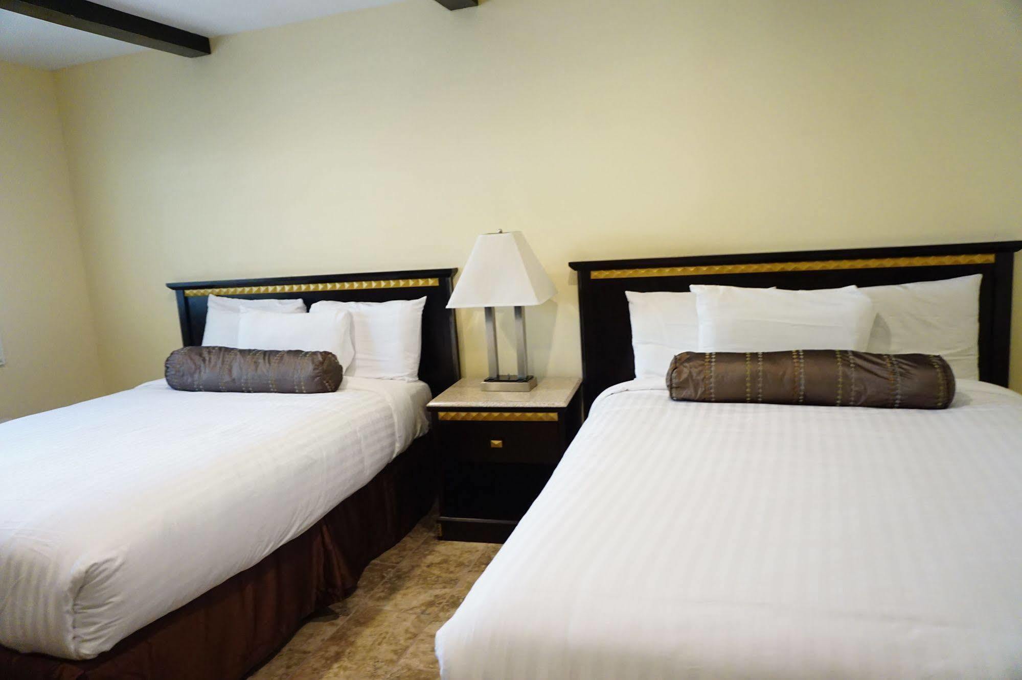 Tuscan Garden Inn Los Angeles Ngoại thất bức ảnh
