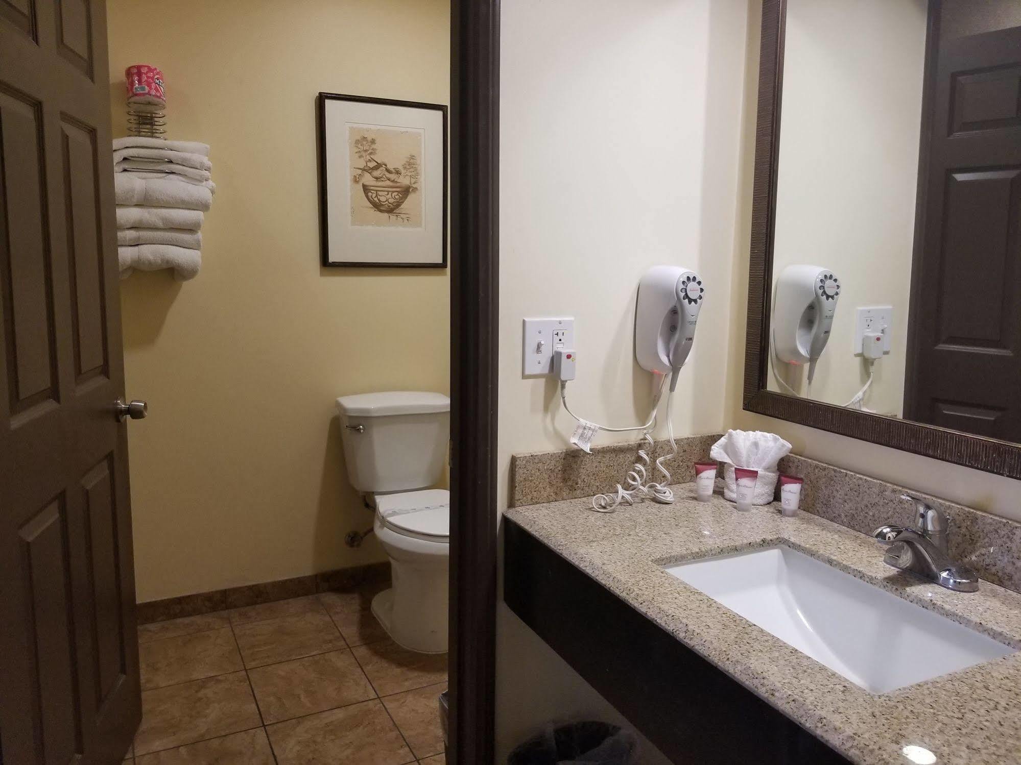 Tuscan Garden Inn Los Angeles Ngoại thất bức ảnh